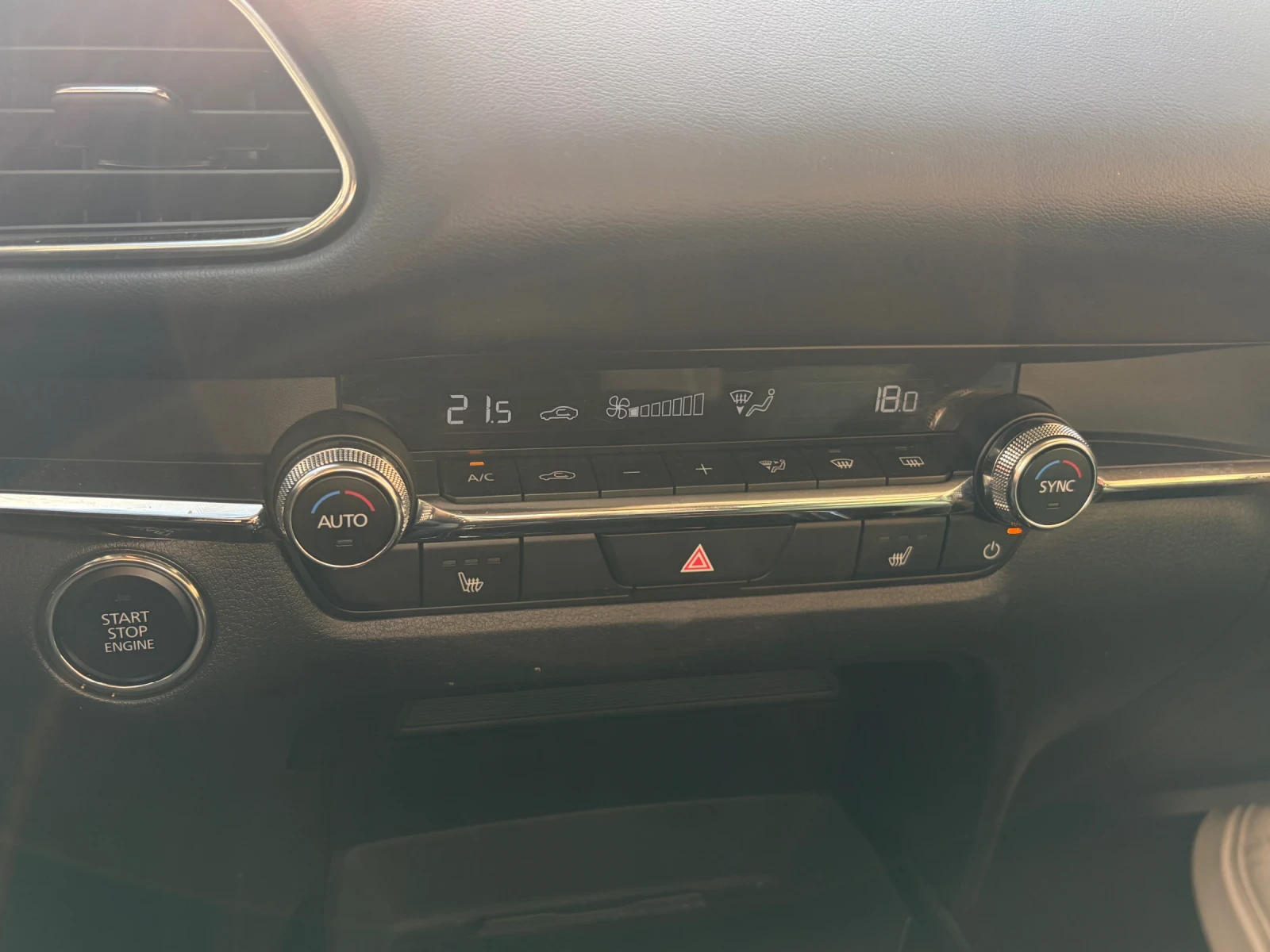 Mazda CX-30 2.0 e-Skyactiv X (186 ��) �������� �� 2030 | Mobile.bg � ����������� 10