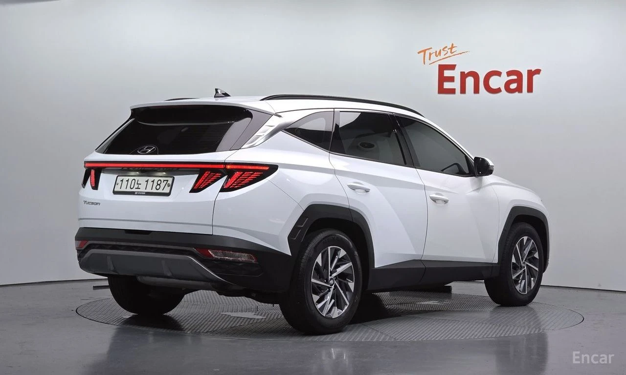 Hyundai Tucson HYBRID* INSPIRATION* ОБДУХВАНЕ* ДИСТРОНИК* 360КАМЕ, снимка 2 - Автомобили и джипове - 55606261