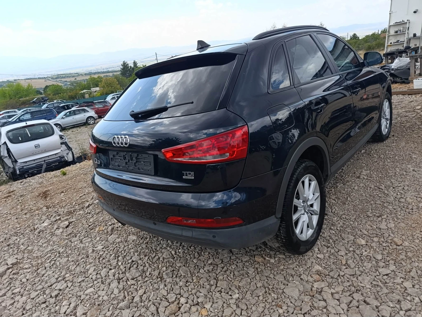 Audi Q3 2.0 TDI QUATRO, снимка 6 - Автомобили и джипове - 55672369