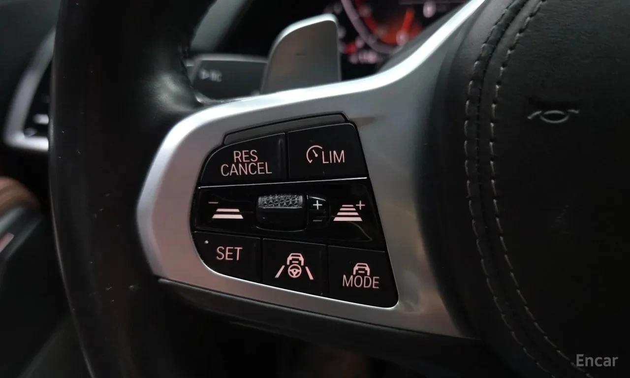 BMW X6 * xDrive30d M Sport * ЦЕНА ДО БГ, снимка 17 - Автомобили и джипове - 56156471