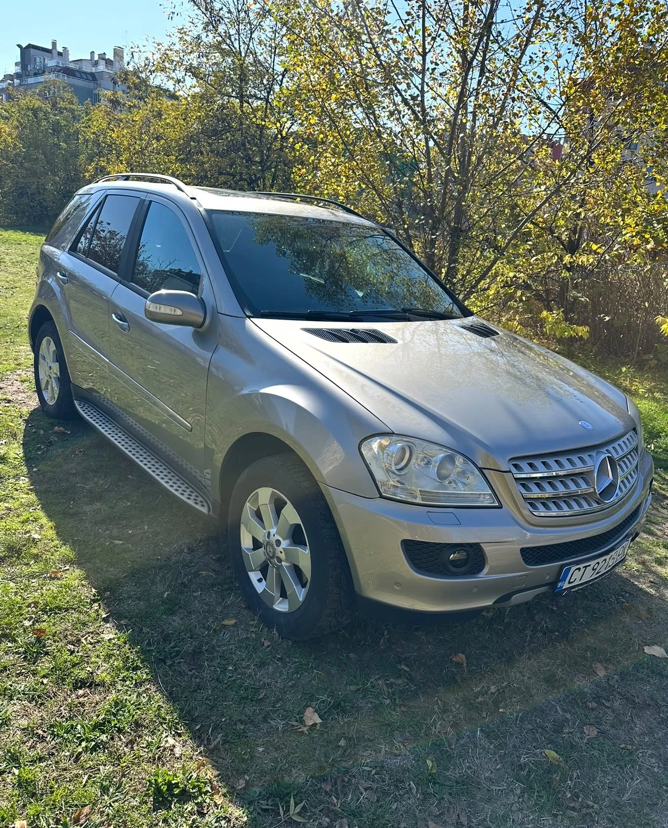 Mercedes-Benz ML 320, снимка 4 - Автомобили и джипове - 56494736