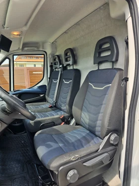 Iveco Daily 35S14 CNG Hi-Matic Автомат/Клима/Нави/Камера, снимка 9