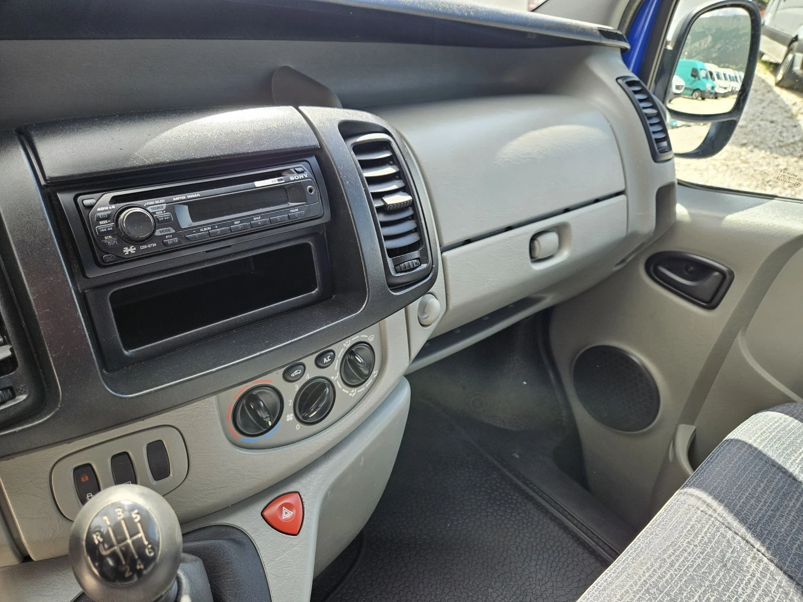 Renault Trafic  | Mobile.bg   11