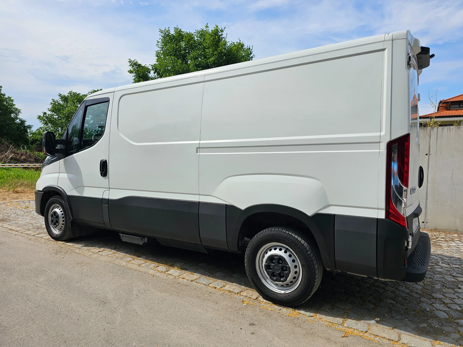 Iveco Daily 35S14 CNG Hi-Matic Автомат/Клима/Нави/Камера, снимка 5 - Бусове и автобуси - 55059687