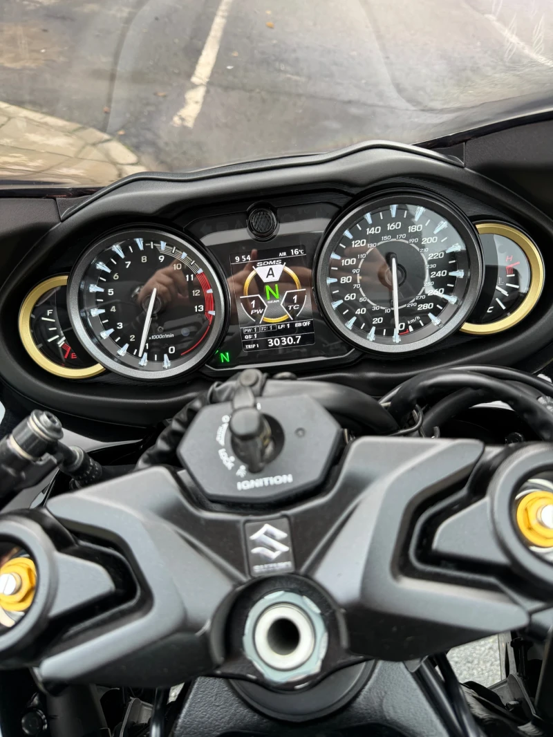 Suzuki Hayabusa, снимка 16 - Мотоциклети и мототехника - 52260418