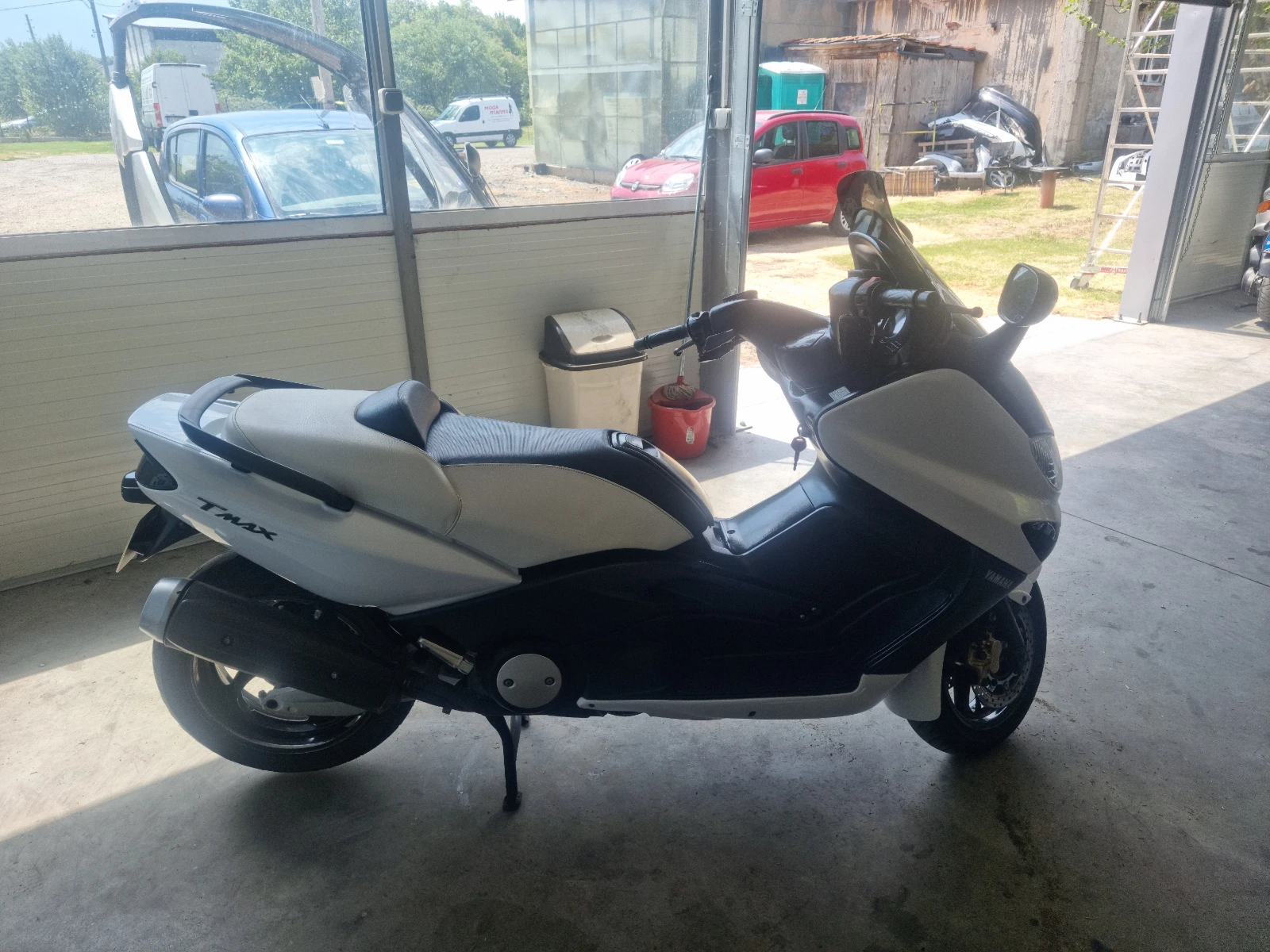 Yamaha T-max 500i-2006g - изображение 8