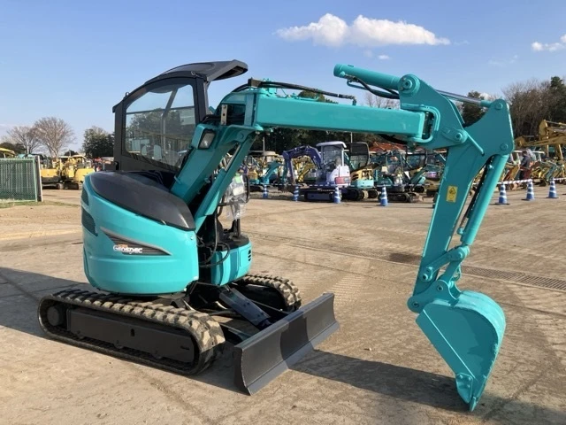 Багер Kobelco SK20UR-6 / ПЕРФЕКТЕН / ОЧАКВАН ВНОС, снимка 3 - Индустриална техника - 54087292