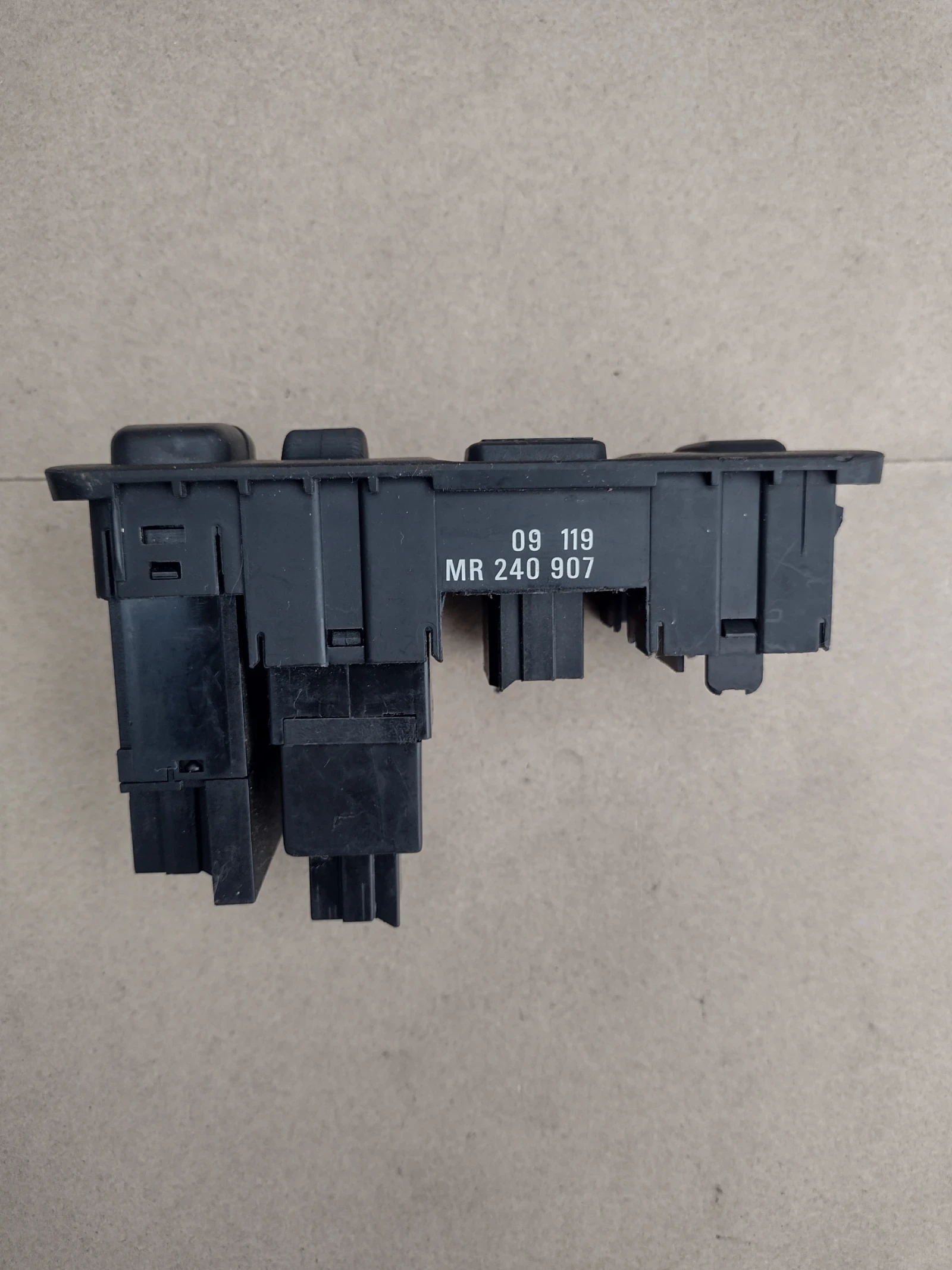 MR240907 ���� �� ������  MITSUBISHI SPACE STAR   MR 240 907 | Mobile.bg � ����������� 2