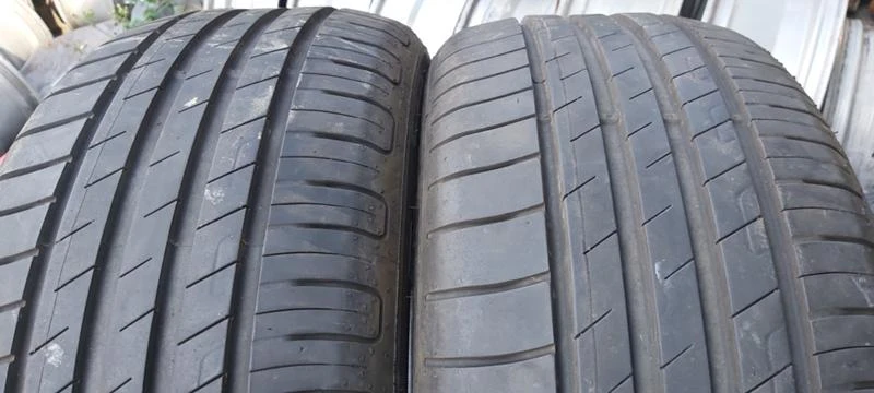 Гуми Летни 215/50R17, снимка 3 - Гуми и джанти - 33537896