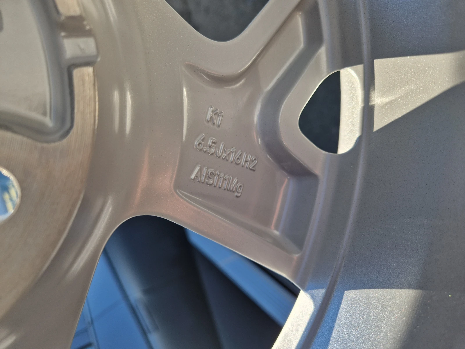    205/65R16  Hyundai Kona | Mobile.bg   6