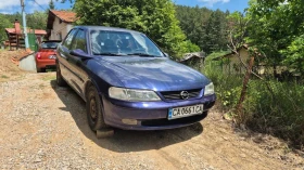 Opel Vectra Седан, снимка 2