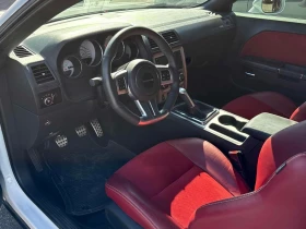 Dodge Challenger * SRT8 * CARFAX * БЕЗ ПЪРВОНАЧАЛНА ВНОСКА, снимка 5