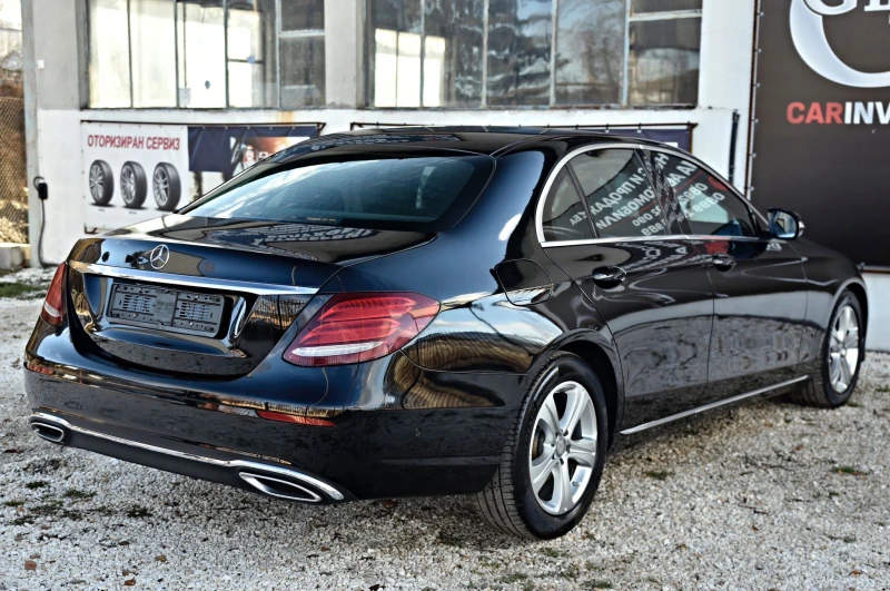 Mercedes-Benz E 220 9G-tronik, снимка 4 - Автомобили и джипове - 48287462