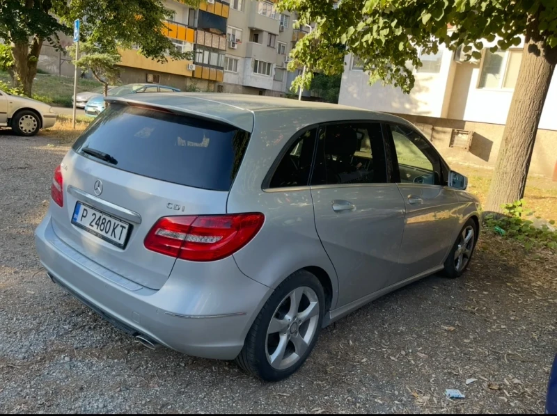 Mercedes-Benz B 200, снимка 11 - Автомобили и джипове - 48497030