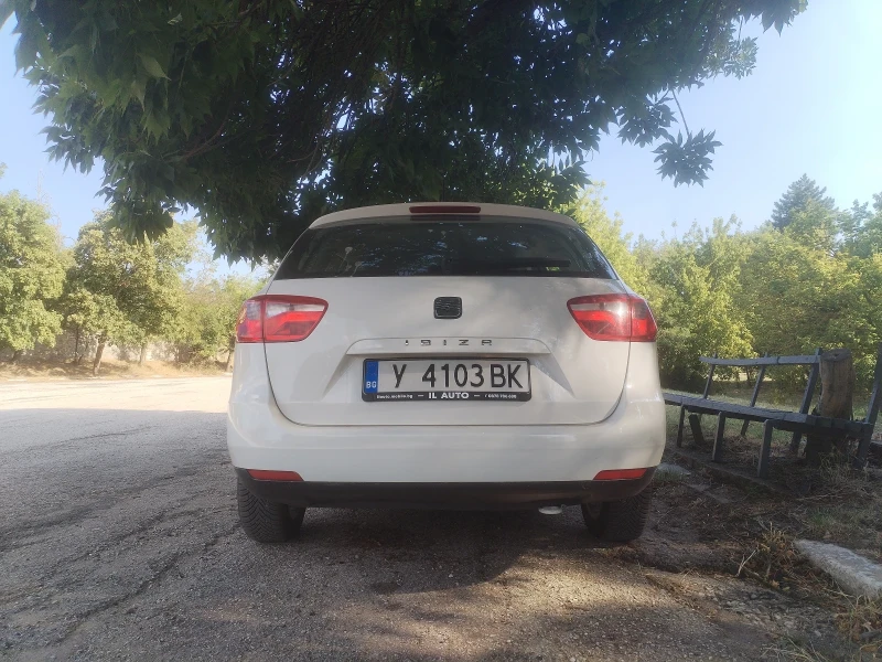 Seat Ibiza 1.4 газ/бензин, снимка 4 - Автомобили и джипове - 48684064