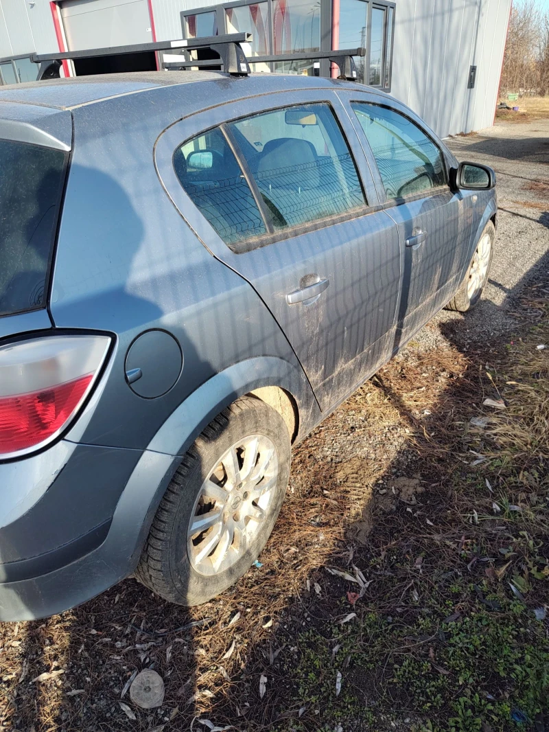 Opel Astra H, снимка 5 - Автомобили и джипове - 49514594