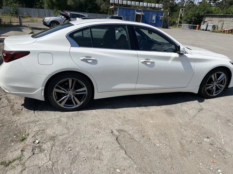 Infiniti Q50, снимка 4 - Автомобили и джипове - 51706110