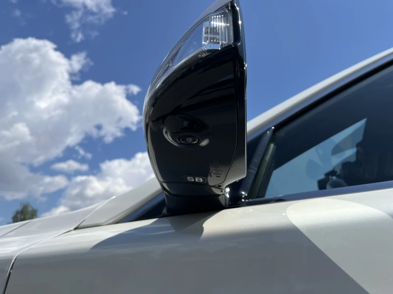 Infiniti Q50, снимка 6 - Автомобили и джипове - 51706110