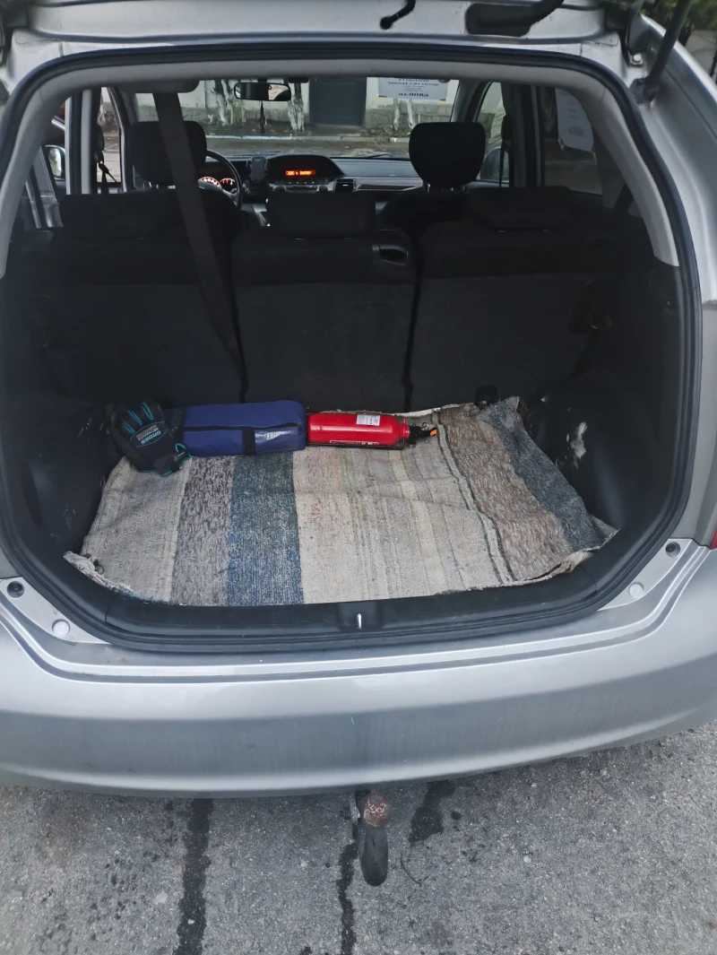 Honda Fr-v, снимка 14 - Автомобили и джипове - 52696851