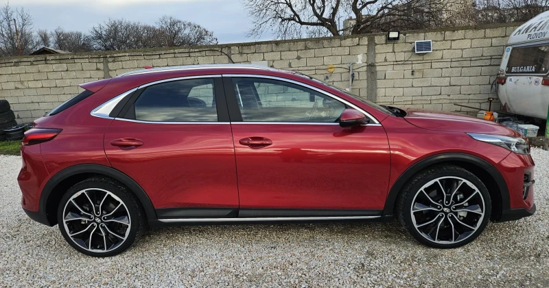 Kia XCeed 1.4 GDI..TURBO ..AUTOMATIC..FULL, снимка 3 - Автомобили и джипове - 53094185