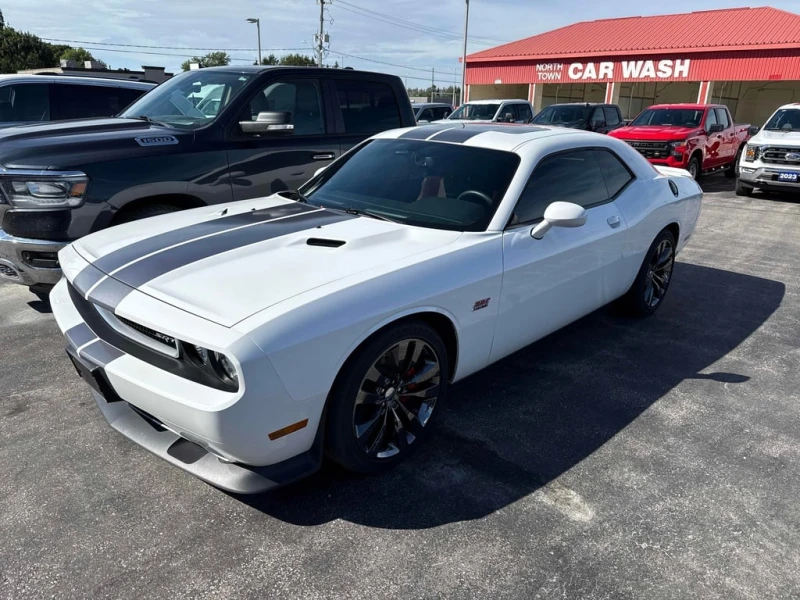 Dodge Challenger * SRT8 * CARFAX * БЕЗ ПЪРВОНАЧАЛНА ВНОСКА, снимка 10 - Автомобили и джипове - 53124888