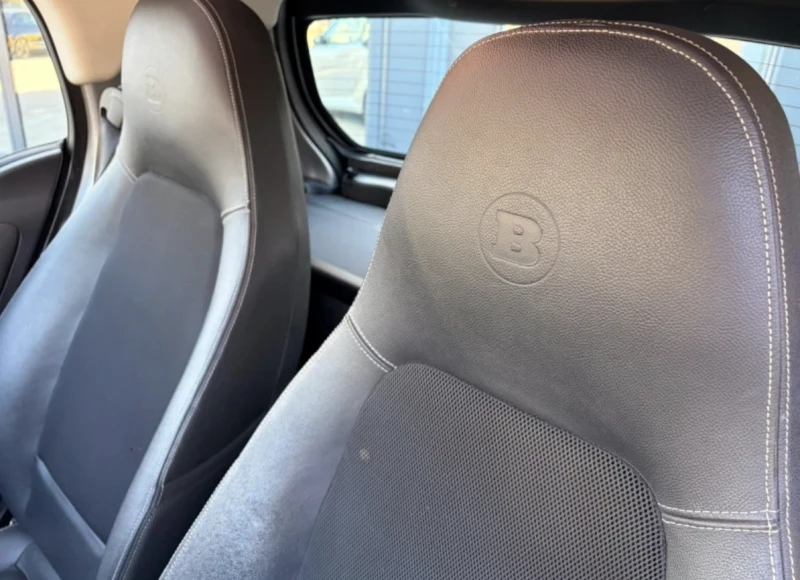 Smart Fortwo Brabus/1.0T/Регистриран, снимка 10 - Автомобили и джипове - 53142580