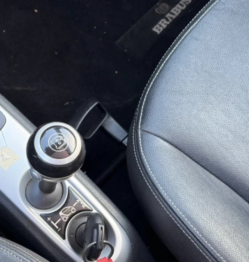 Smart Fortwo Brabus/1.0T/Регистриран, снимка 14 - Автомобили и джипове - 53142580