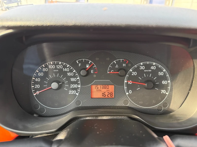 Fiat Punto, снимка 13 - Автомобили и джипове - 53270473