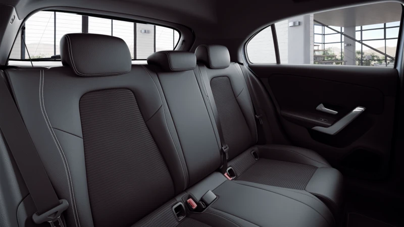 Mercedes-Benz A 180 d, снимка 10 - Автомобили и джипове - 53373782