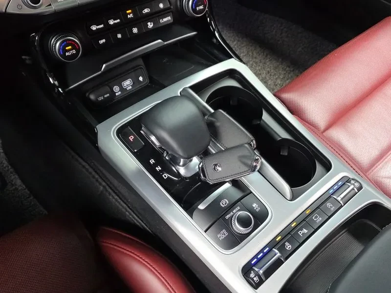 Kia Stinger 3.3 TURBO AWD GT, снимка 9 - Автомобили и джипове - 56305016
