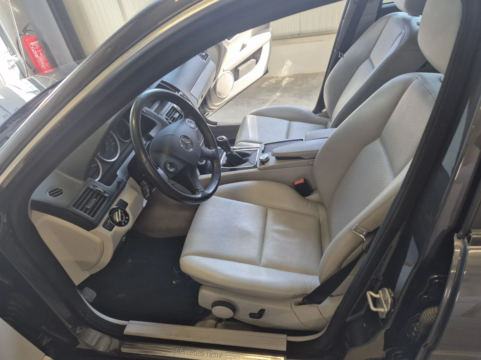 Mercedes-Benz C 200 OM 646, КОЖЕН САЛОН, ПРОМО  15.01.2026, снимка 1