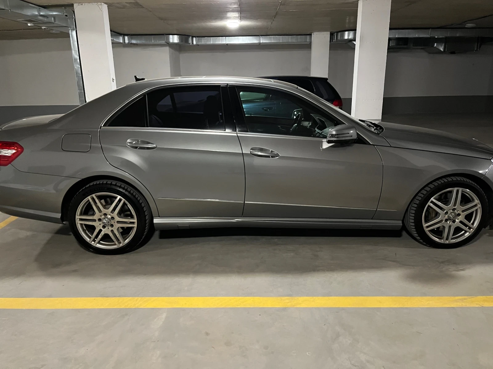 Mercedes-Benz E 500 E550 - изображение 6