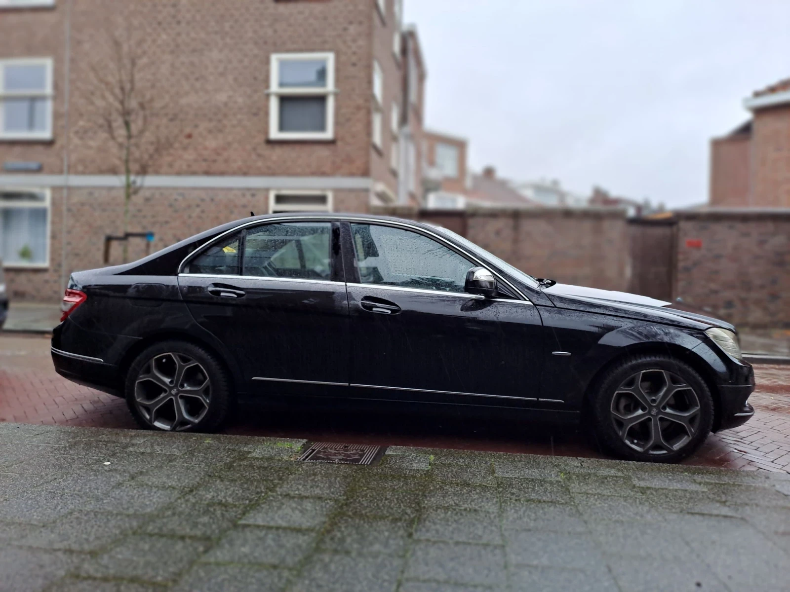 Mercedes-Benz C 220  - изображение 3