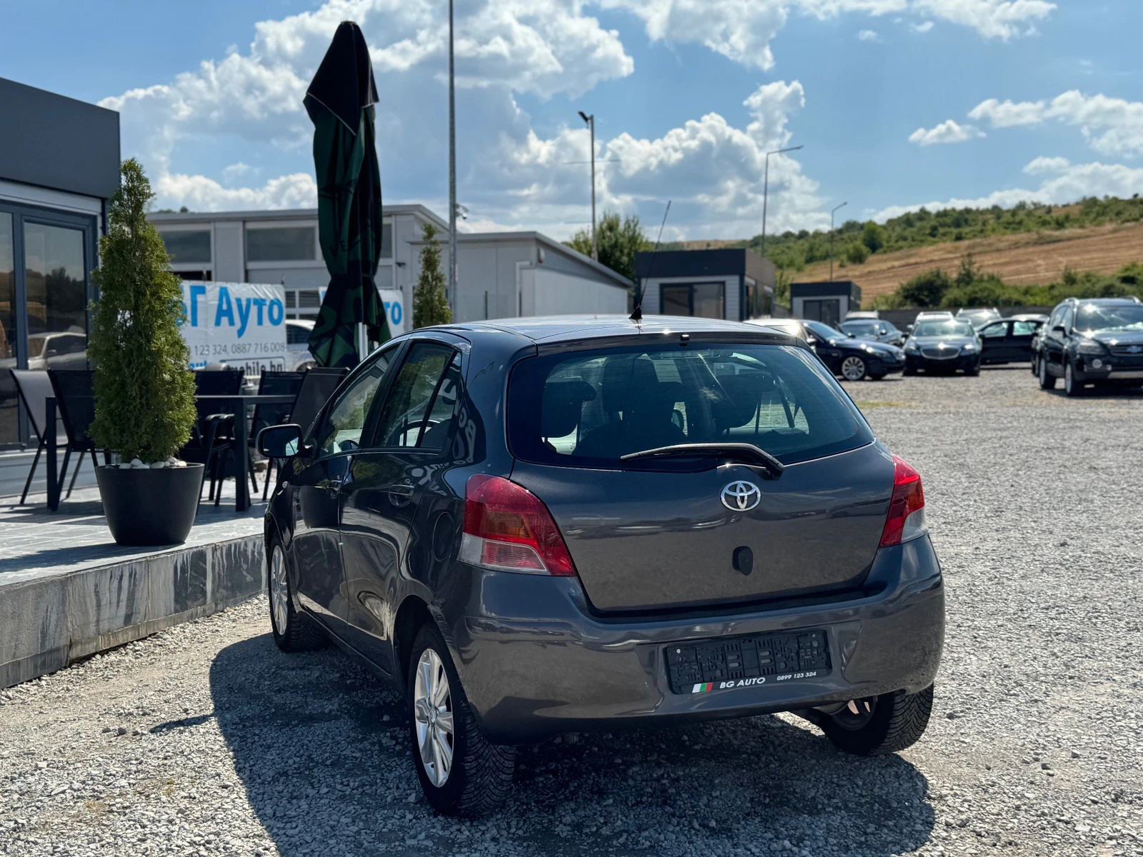 Toyota Yaris * ИТАЛИЯ* КЛИМАТРОНИК* START-STOP* 6 СКОРОСТИ*  - изображение 5