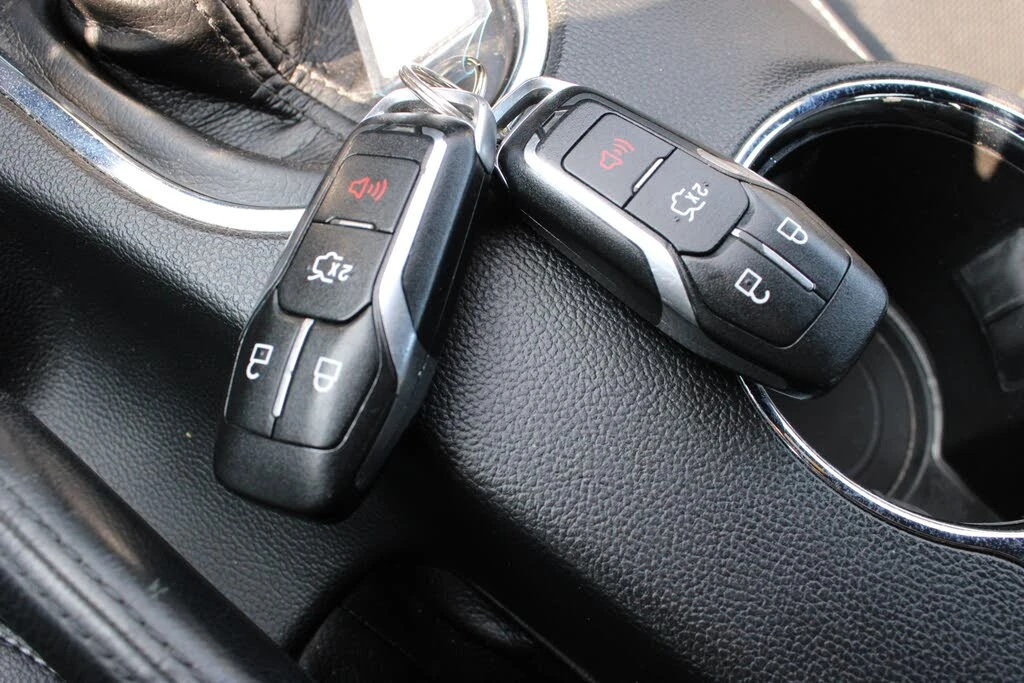 Ford Mustang *  *    *   *  | Mobile.bg   11