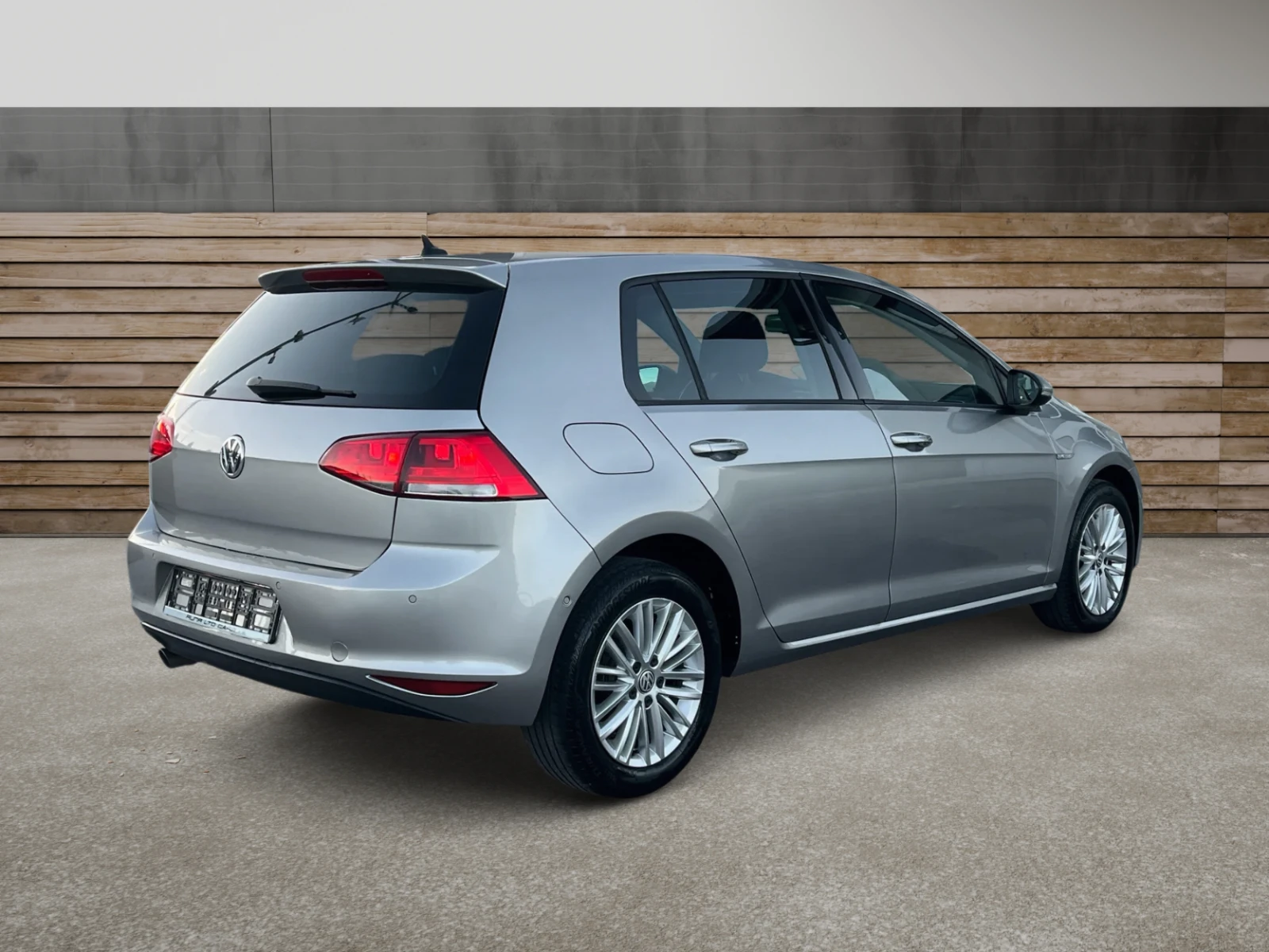 VW Golf 1.6TDi Cup 146000km 146000km 146000km - изображение 6