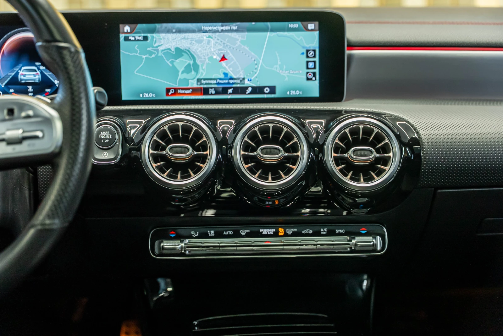 Mercedes-Benz CLA 250 4Matic, снимка 15 - Автомобили и джипове - 53735753