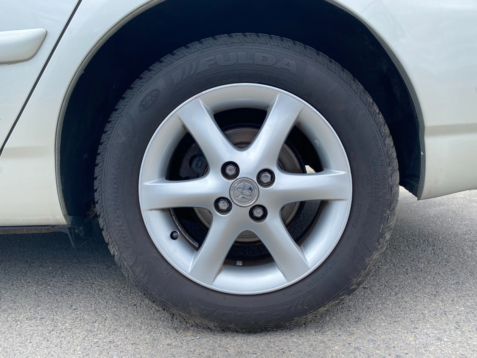 Toyota Corolla 1.4 SOL MT | Mobile.bg � ����������� 10