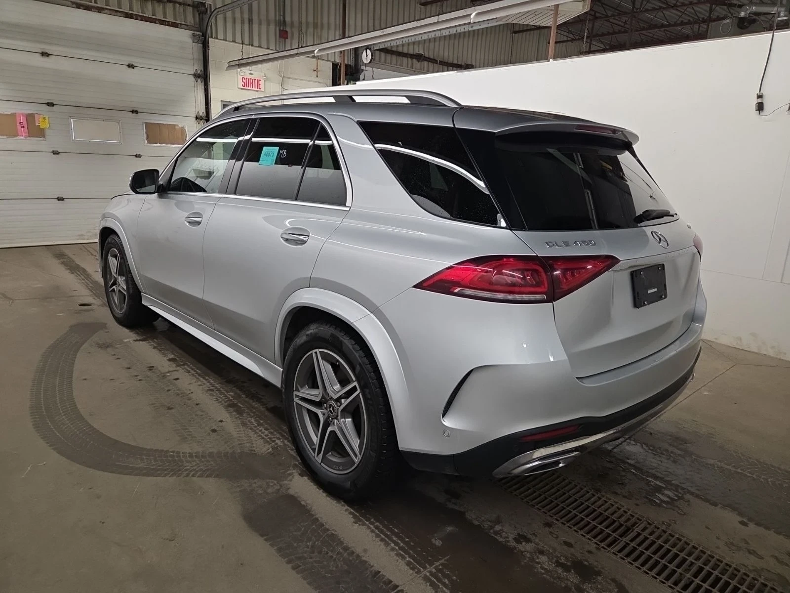 Mercedes-Benz GLE 450 AMG Pkg | Burmester | Distronic | 360 | HUD | Обду, снимка 6 - Автомобили и джипове - 54476848