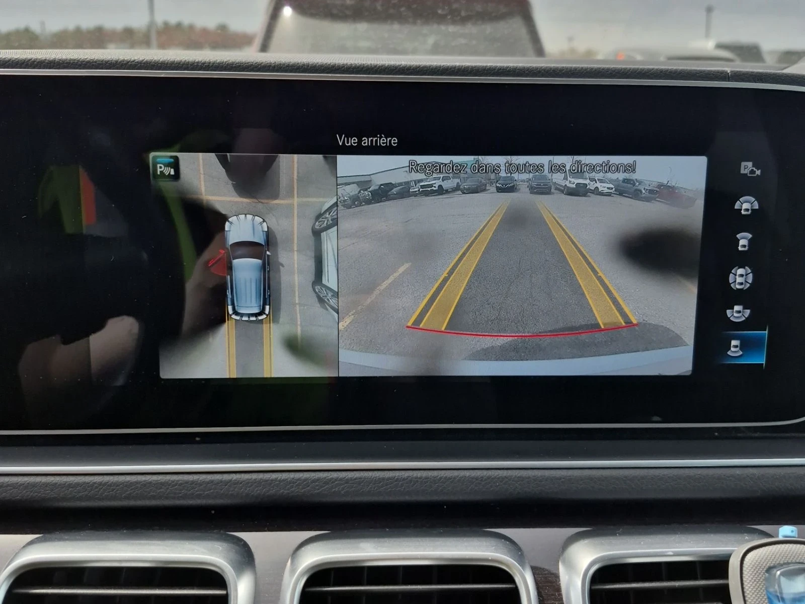 Mercedes-Benz GLE 450 AMG Pkg | Burmester | Distronic | 360 | HUD | Обду, снимка 11 - Автомобили и джипове - 54476848