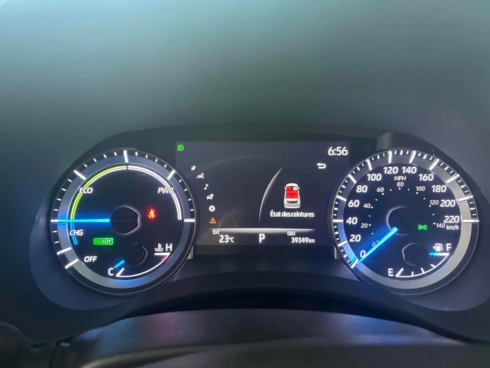 Toyota Grand Highlander HYBRID * ЧЕРЕН САЛОН * 8 МЕСТА * CARFAX * , снимка 9 - Автомобили и джипове - 54631885