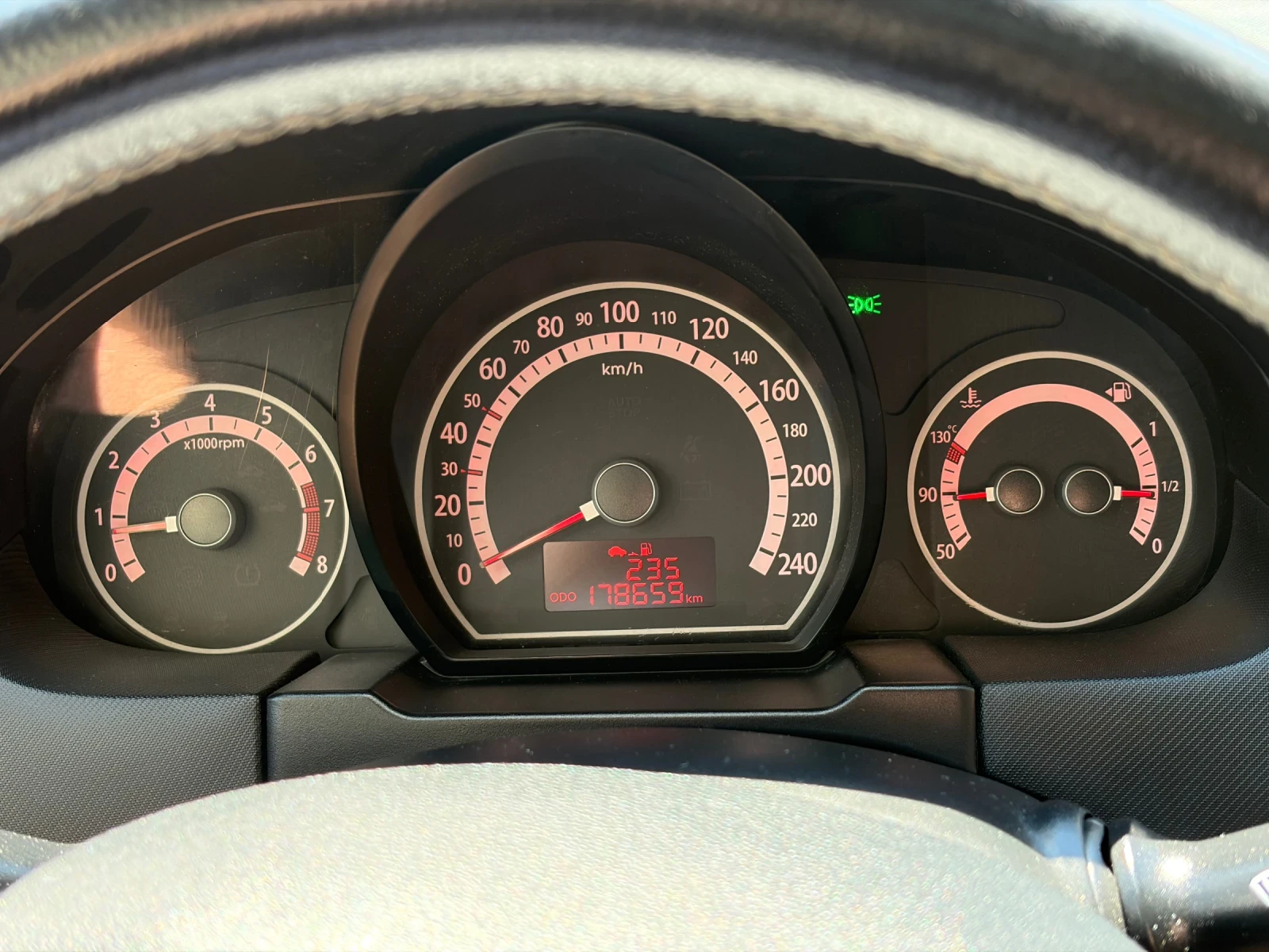 Kia Ceed 1.6 coupe, снимка 17 - Автомобили и джипове - 55080243