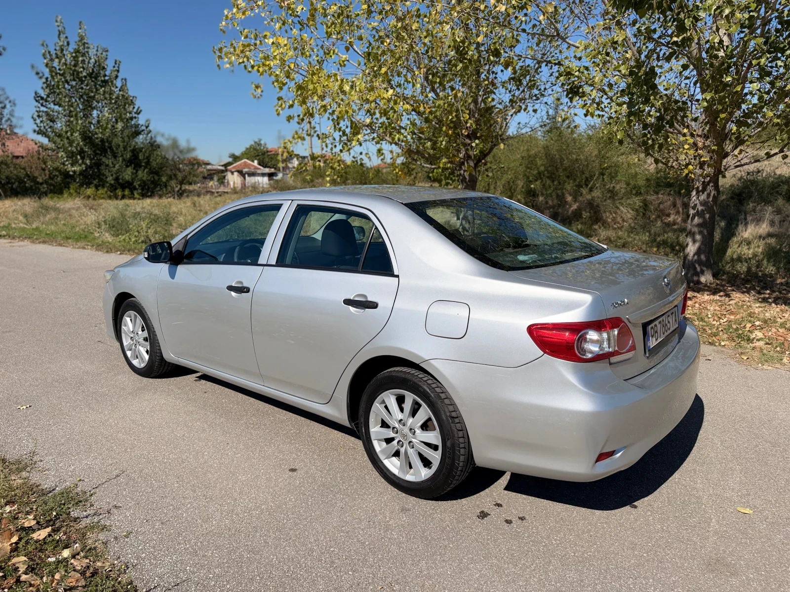Toyota Corolla, снимка 3 - Автомобили и джипове - 56362226
