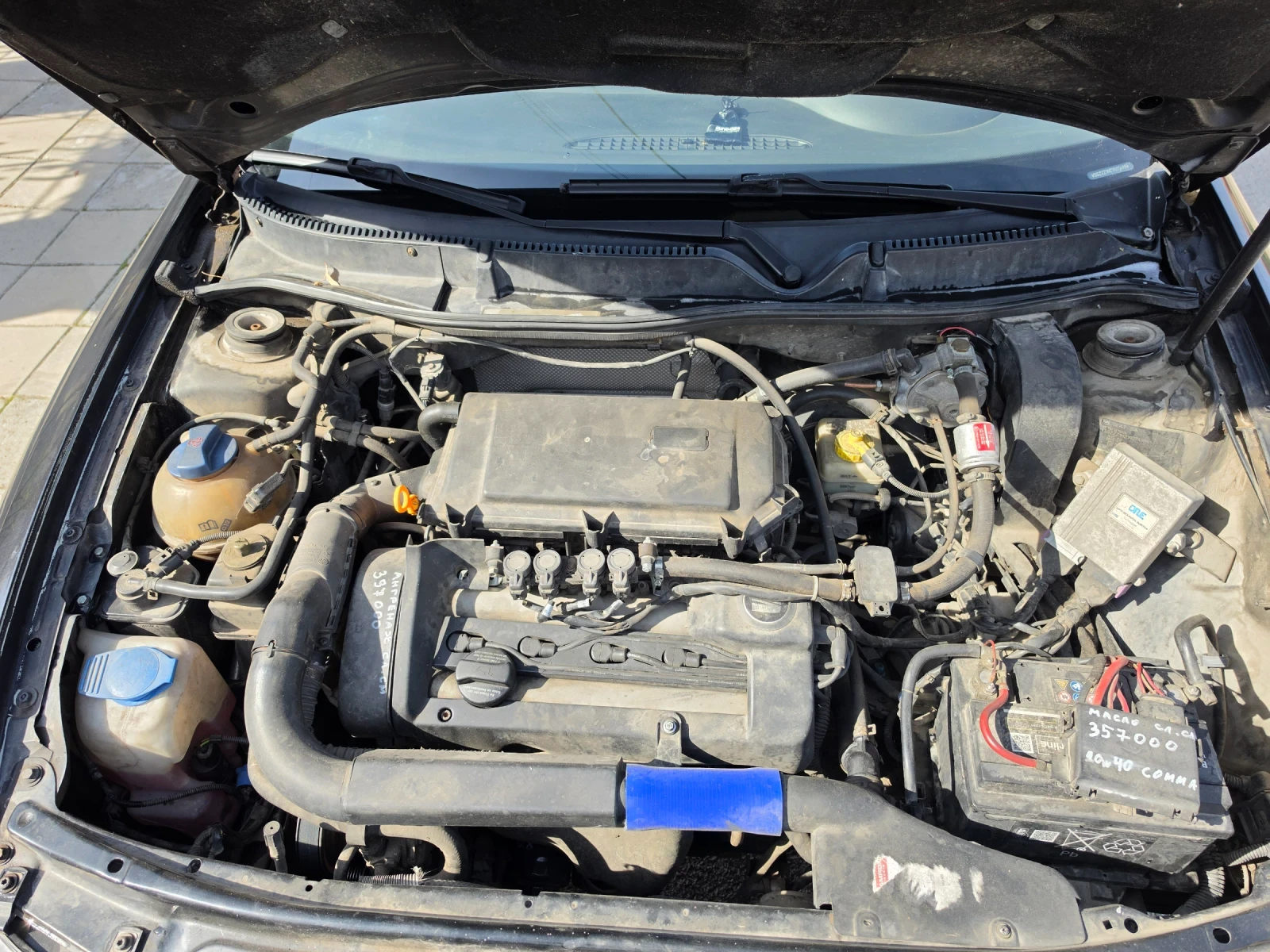 Seat Leon 1600, снимка 14 - Автомобили и джипове - 56582527