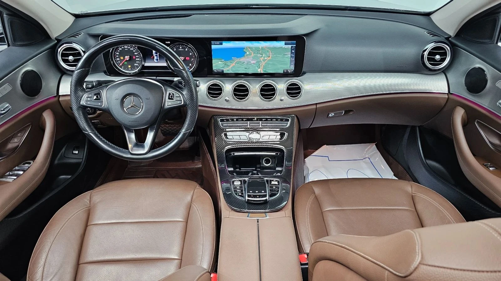 Mercedes-Benz E 200, снимка 6 - Автомобили и джипове - 56684875