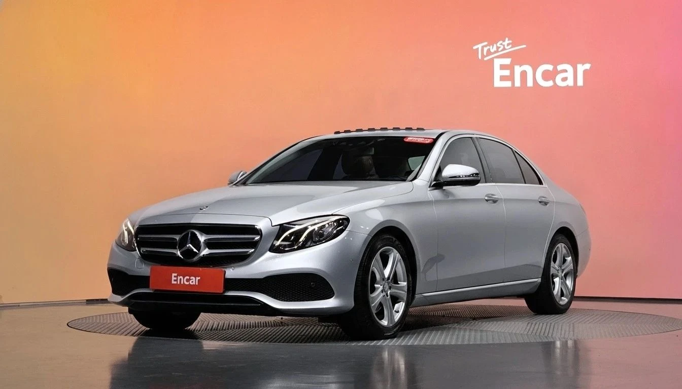 Mercedes-Benz E 200