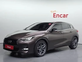 Infiniti Q30 Premium 2.0 Бензин