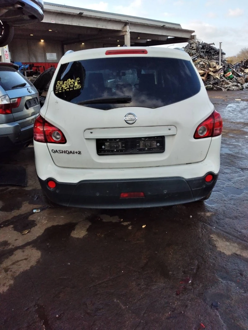 Nissan Qashqai 1.6, снимка 2 - Автомобили и джипове - 43287868