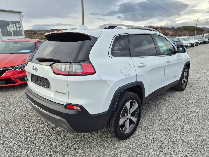 Jeep Cherokee 2.2d 4x4, снимка 5 - Автомобили и джипове - 48179677