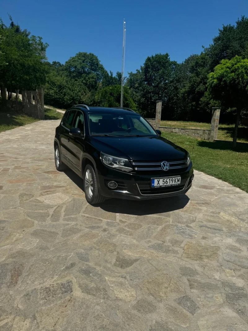 VW Tiguan 2.0TDI* Facelift * 4x4 * 140ps* AUT, снимка 1 - Автомобили и джипове - 48620348